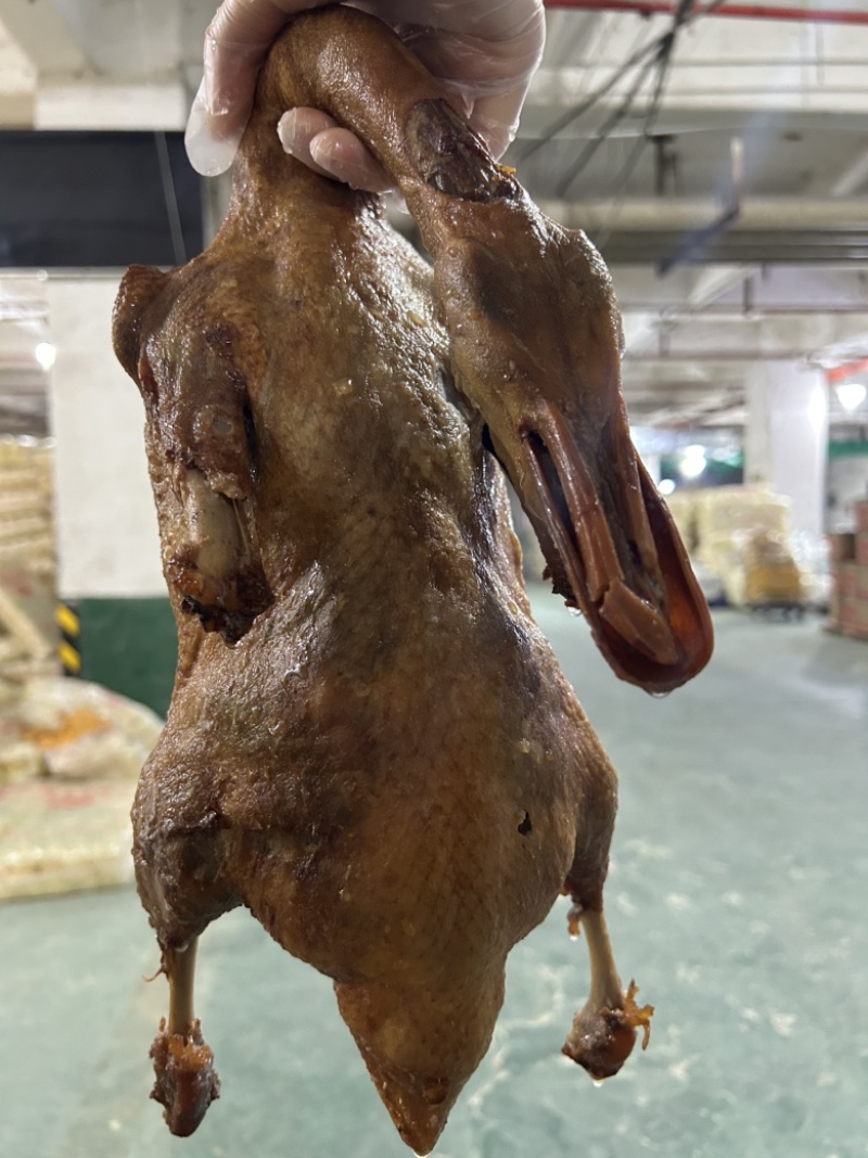 卤鸭全熟卤味卤味熟食商用