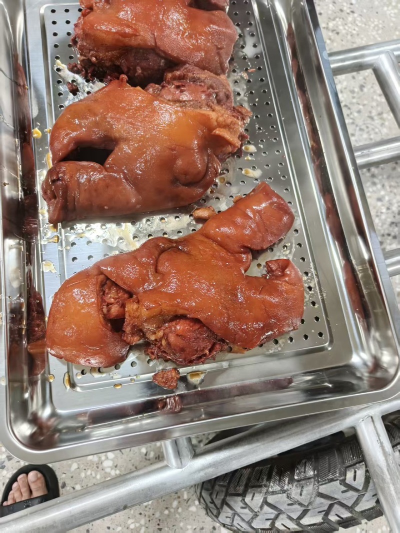 山东省临沂市沂南县卤味猪头肉厂家直销，支持贴牌定做
