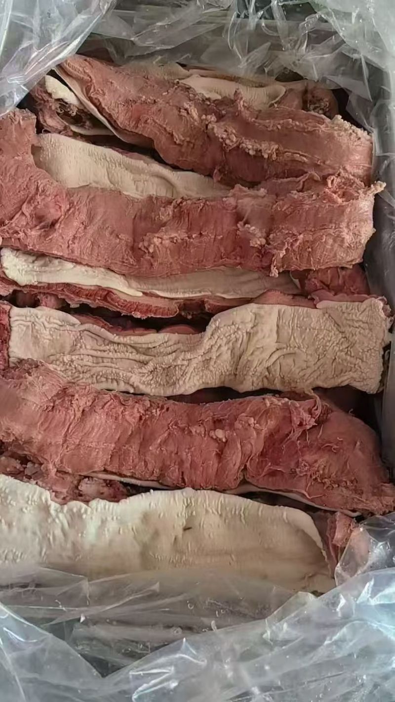 全熟牛红肠，一手货源质量保证价格美丽，常年有货。。。。。