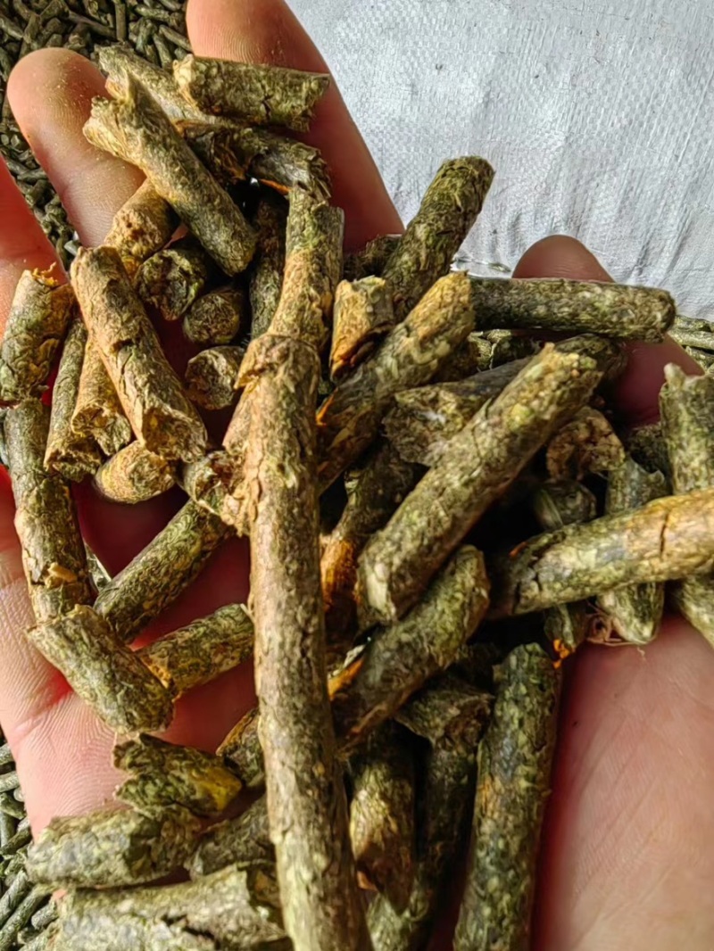 花生秧颗粒，牛羊饲料