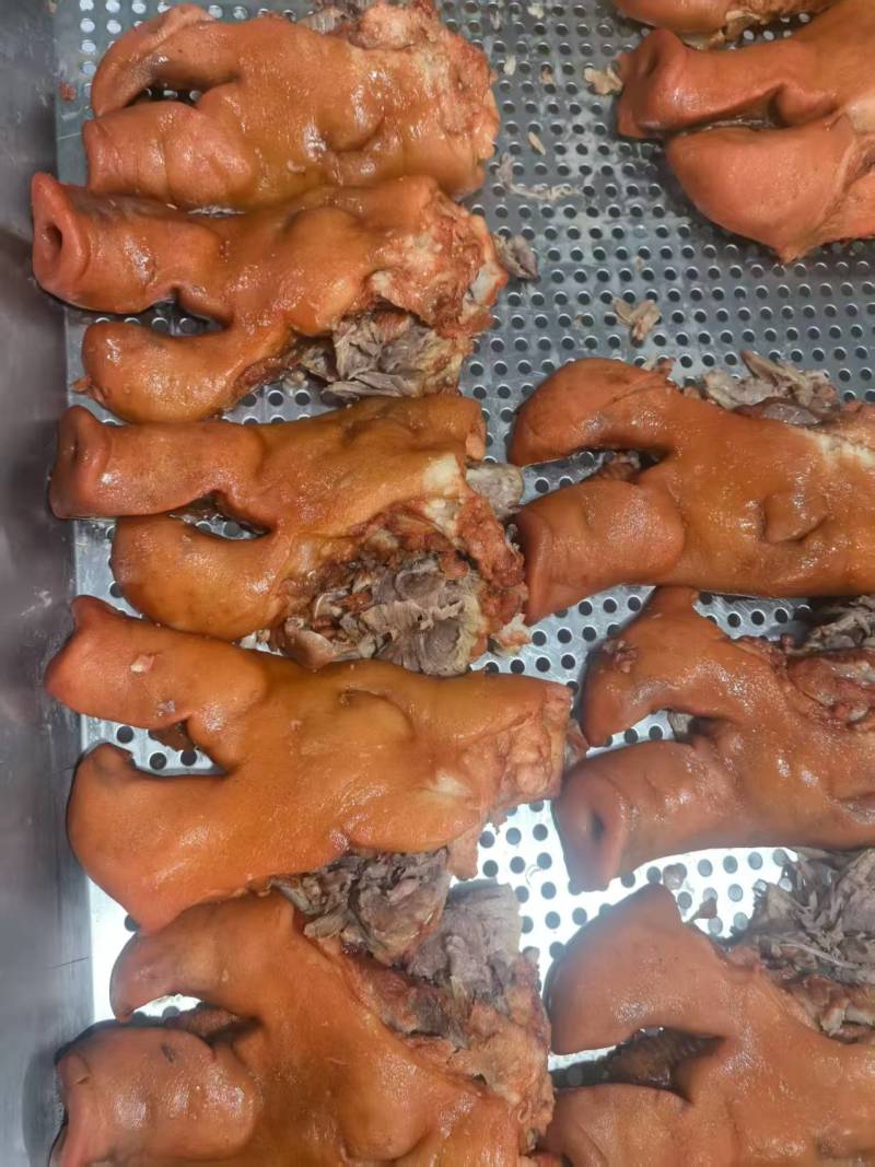 源头工厂直发，酱卤猪头肉，口味**，真空包装，开袋即食