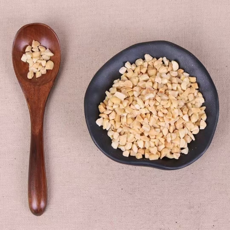 熟花生碎食品原料箱装米砖花生碎烧烤原料花生碎