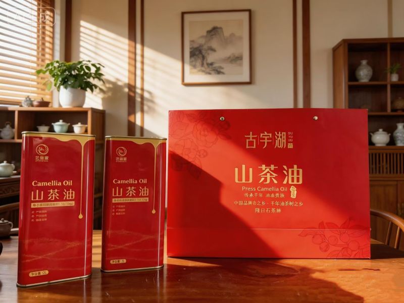 山茶油代加工，贴牌（纯物理冷榨工艺）一级原油，非沁出油