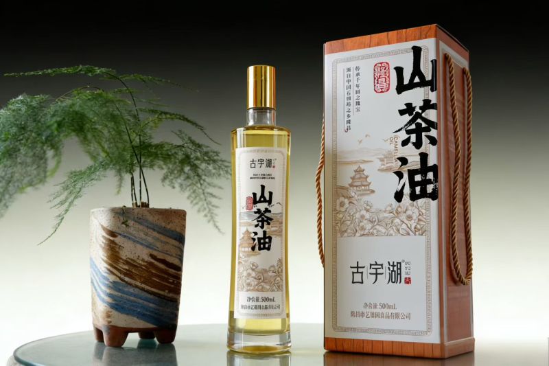 山茶油代加工，贴牌（纯物理冷榨工艺）一级原油，非沁出油