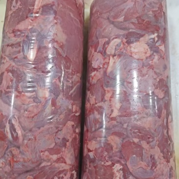 卷牛碎肉，5斤一卷，40斤一件，国产货源，工厂直发。
