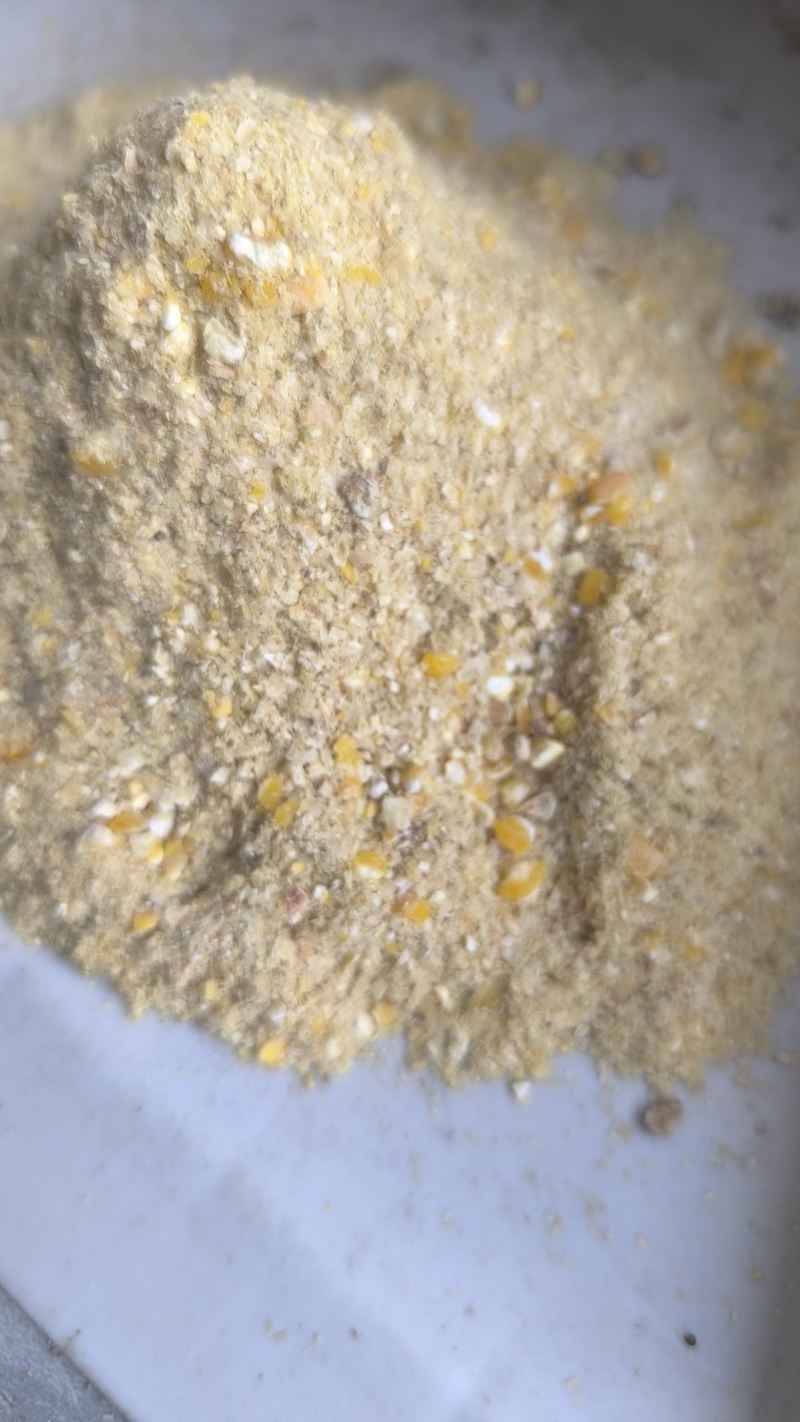 玉米次粉，不是碎玉米
