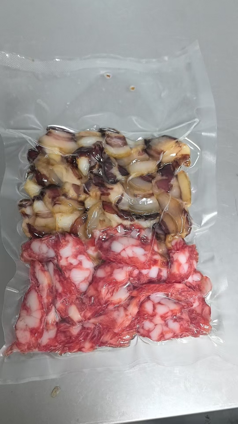 【腊味煲仔饭】