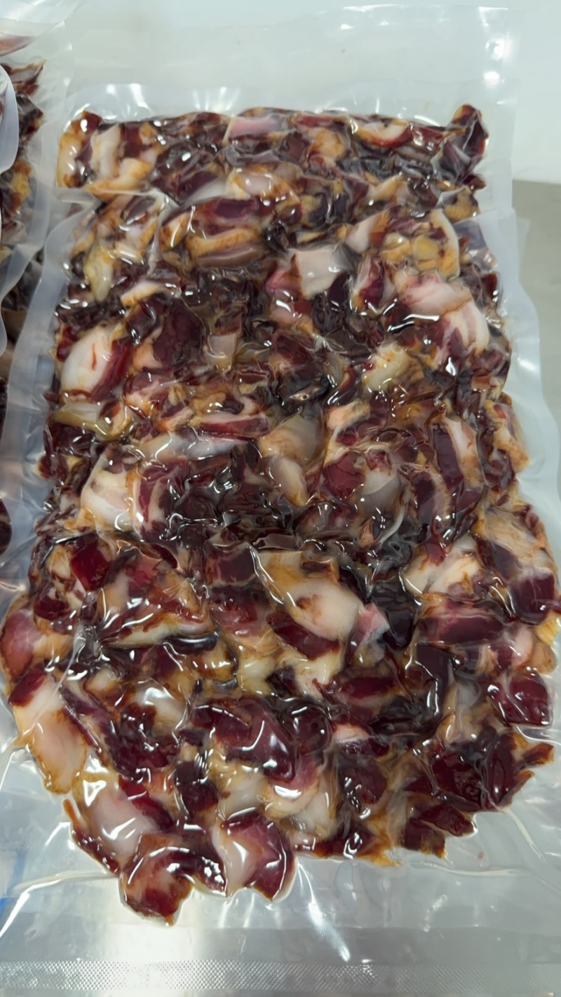 【腊味煲仔饭】