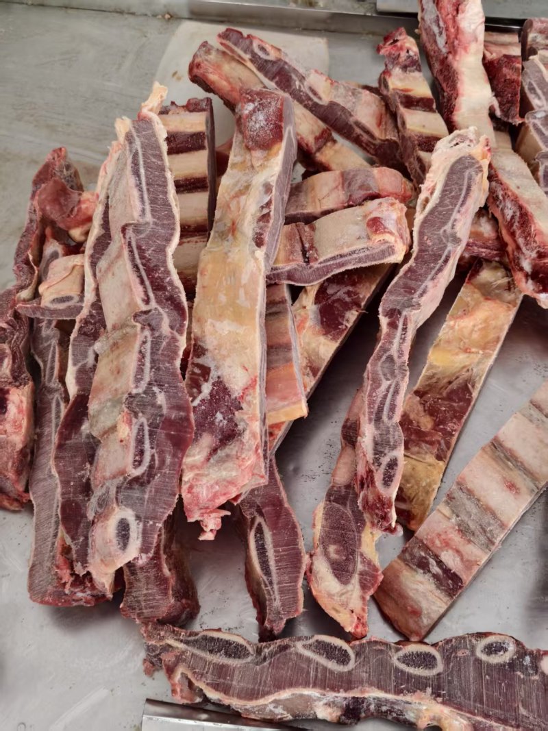 满肉牛肋排