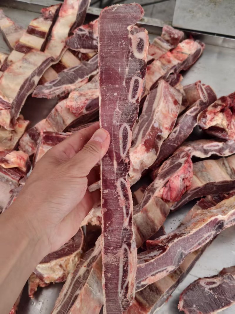 满肉牛肋排