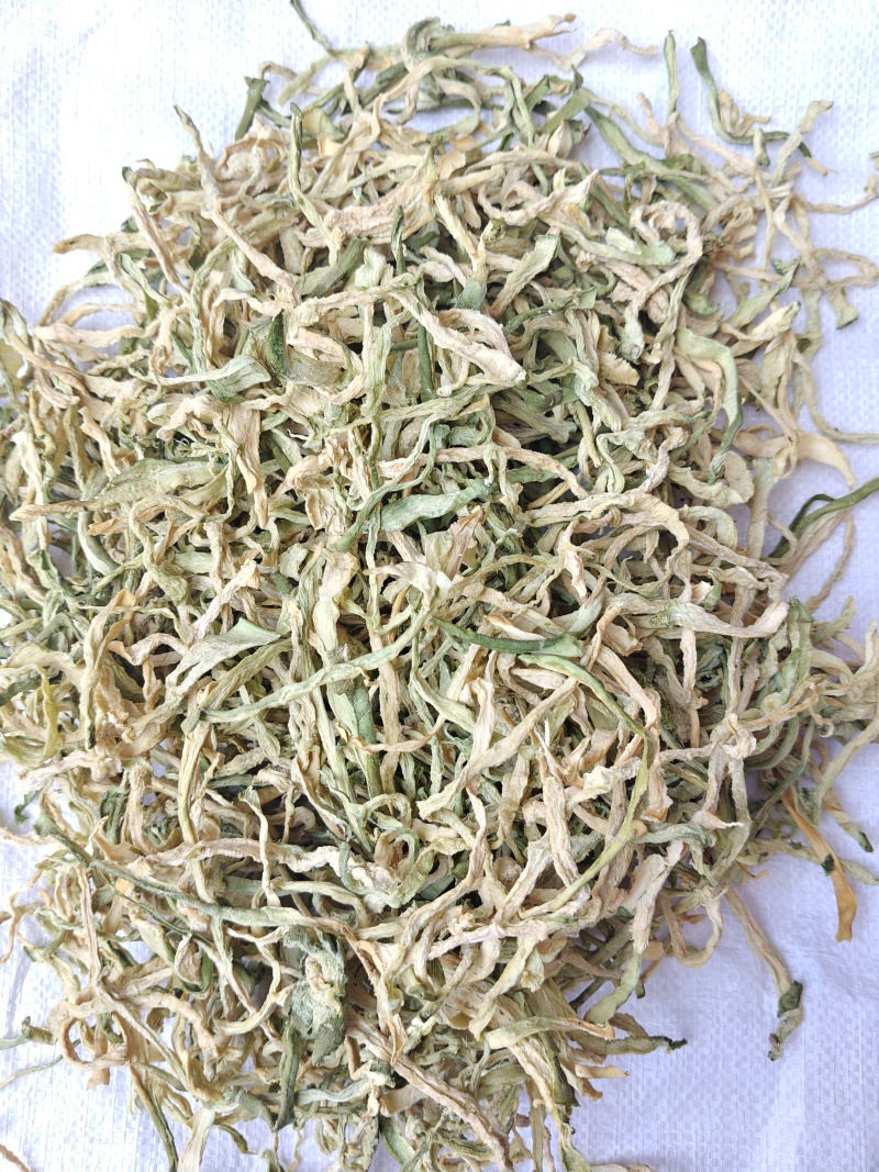 优质脱水萝卜条，低价出售。