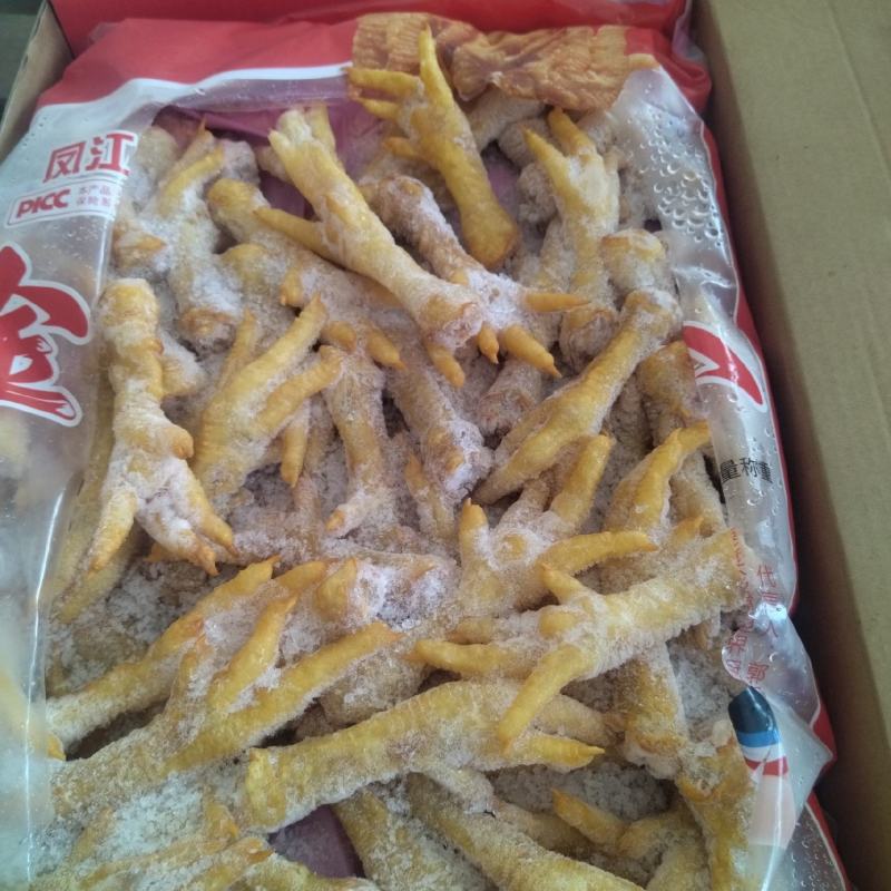虎皮鸡爪，个头均匀，颜色鲜艳，质量保证