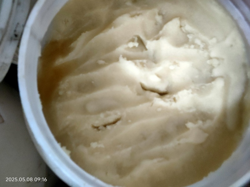 标题：蜂蜜，纯野生蜂蜜，冬蜜鸭脚木蜜，量大从优