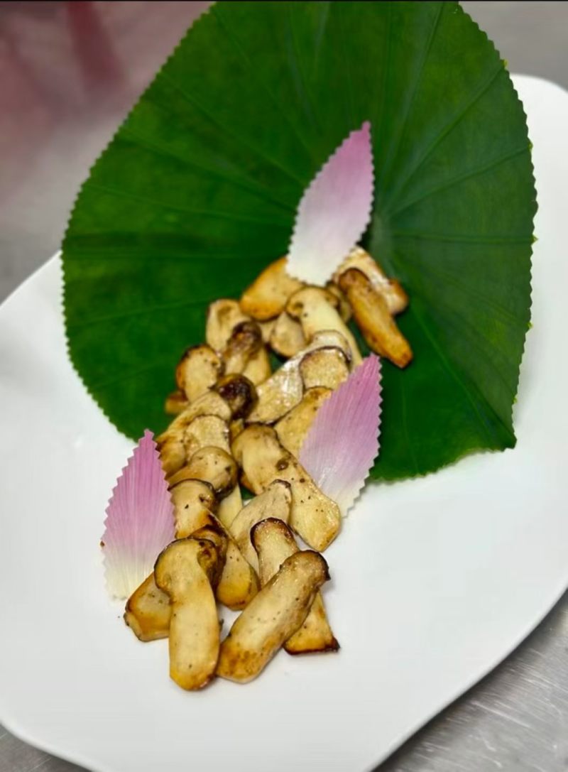 松茸正宗野生松茸野生菌新鲜