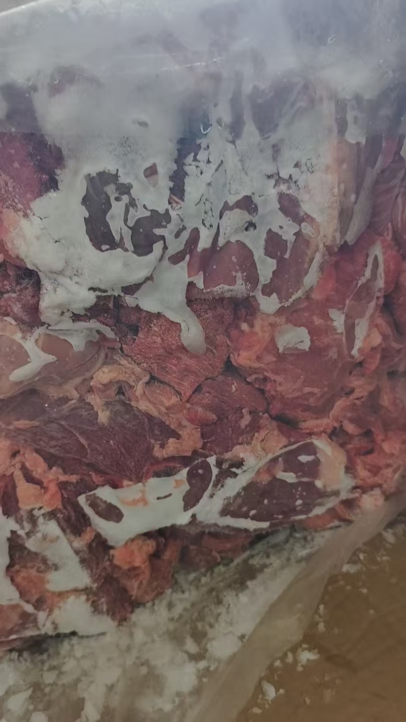 大块牛碎肉，25公斤一件，国产货。工厂直发。