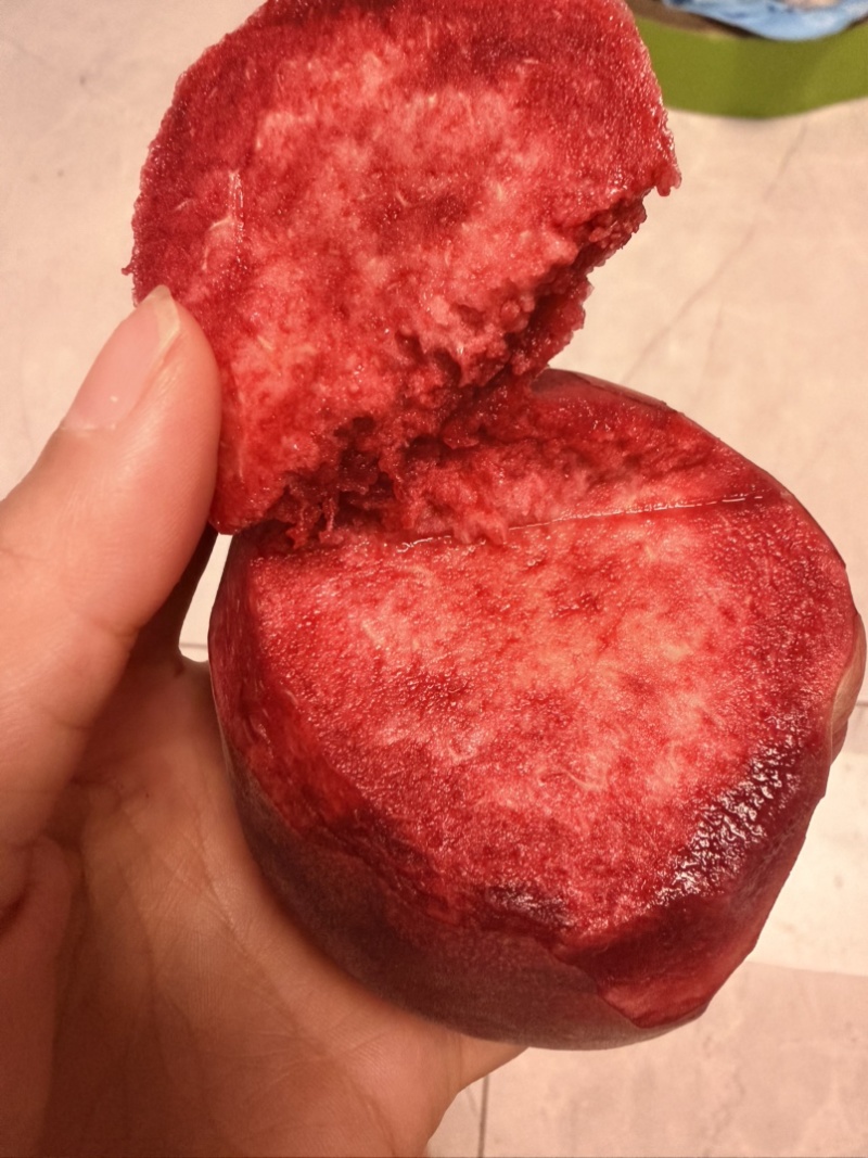 晚熟朱砂桃