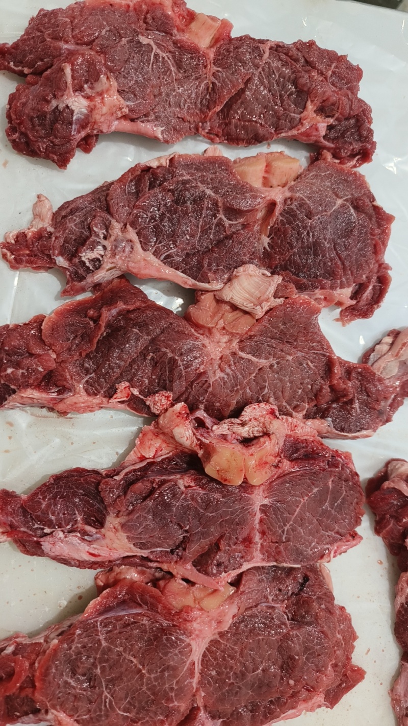 脖根肉，25公斤一件。国产好货源，工厂直发。