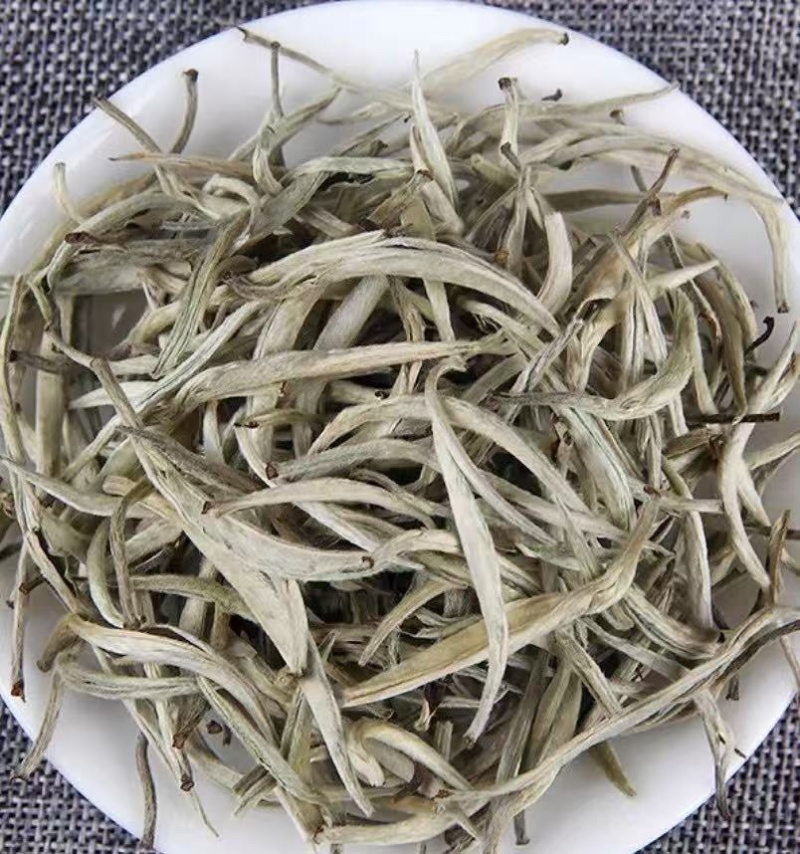 越南高山雪茶-古树茶