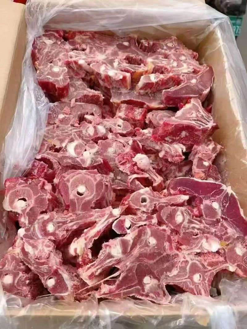 满肉羊蝎子
