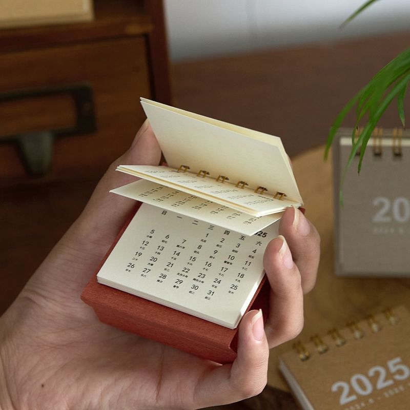 2026年新款迷你小台历ins风简约创意便携式小农历桌面