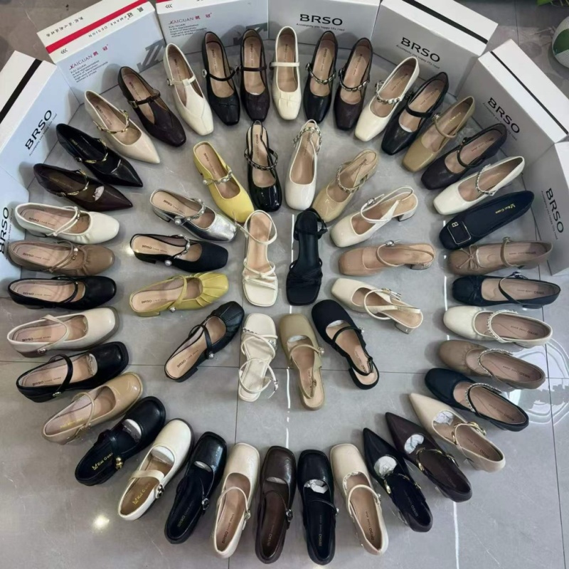 真皮单鞋👠穿着舒适透气潮流百搭的