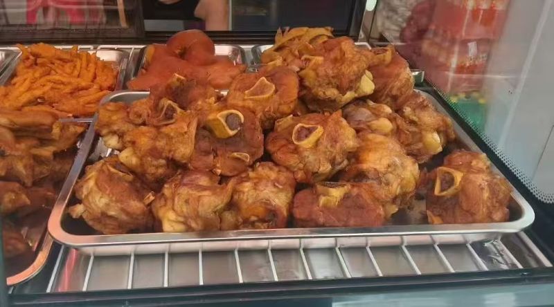 【猪头肉】酱香去皮小肘子