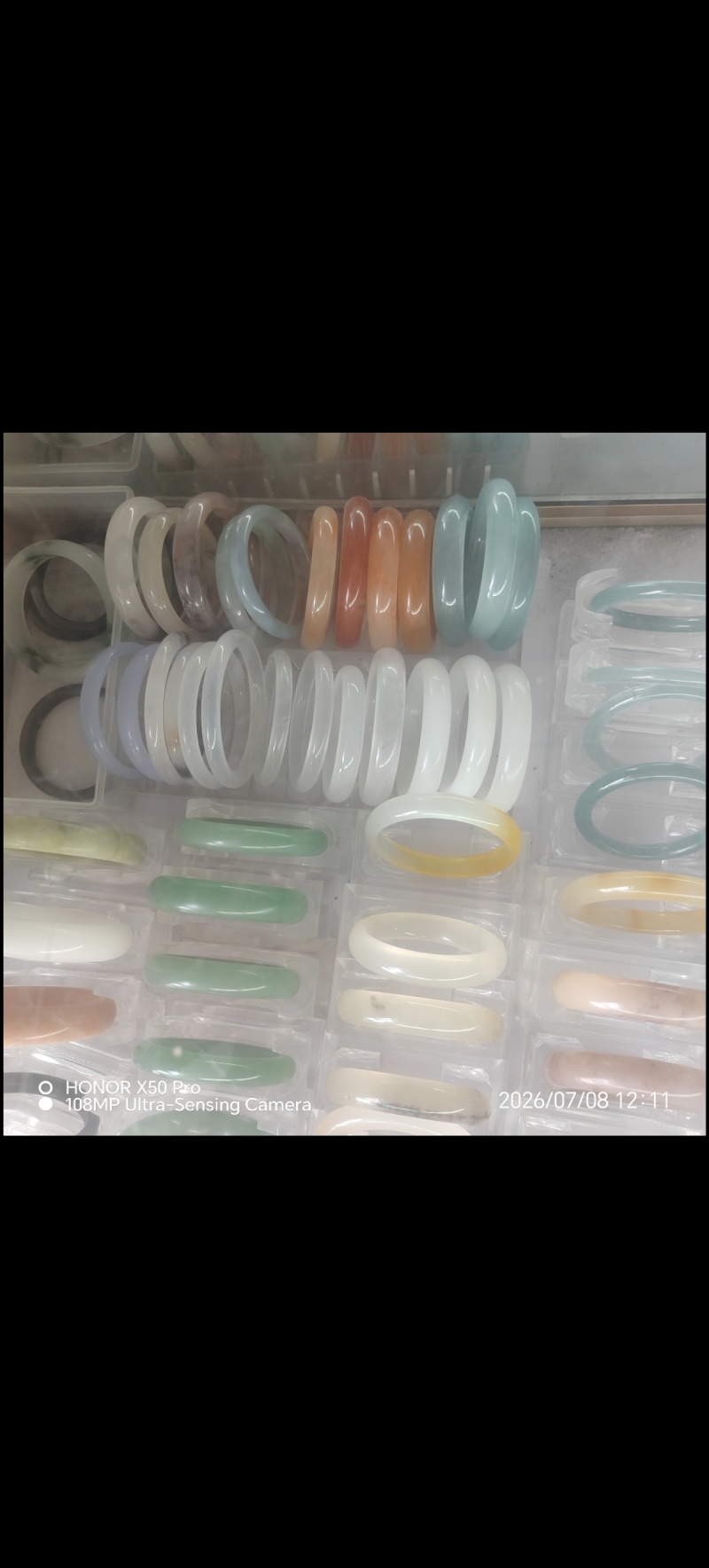 新疆金丝玉饰品
