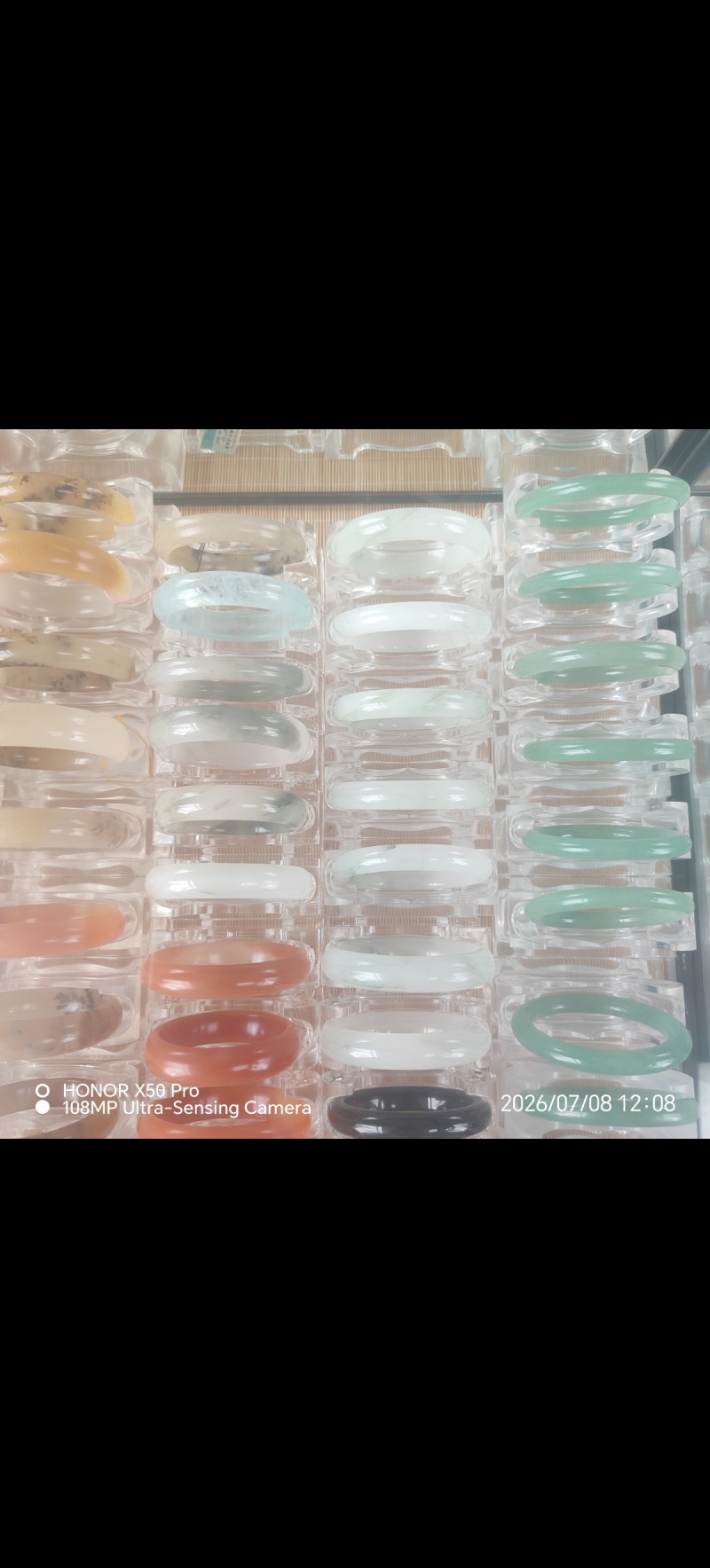 新疆金丝玉饰品