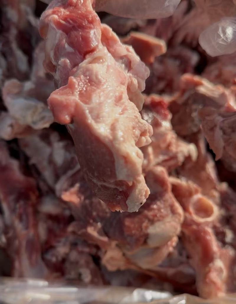 满肉羊胯骨