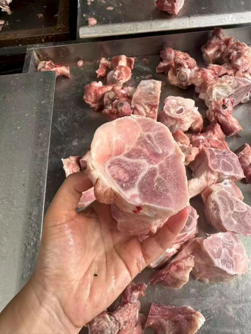 腿骨切块