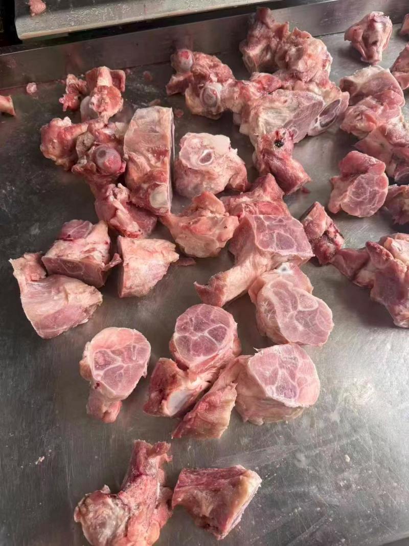 腿骨切块