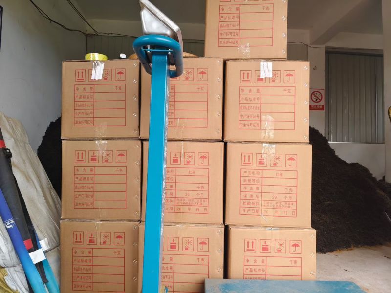正宗滇红茶源头厂家批发零售一斤也是批发价欢迎选购