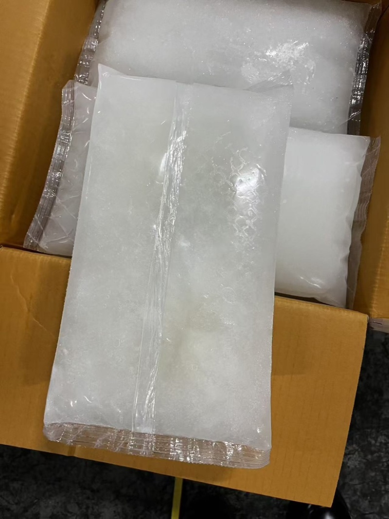 香椰水单倍椰子水源头工厂供应椰水饮料香椰肉冻干原料