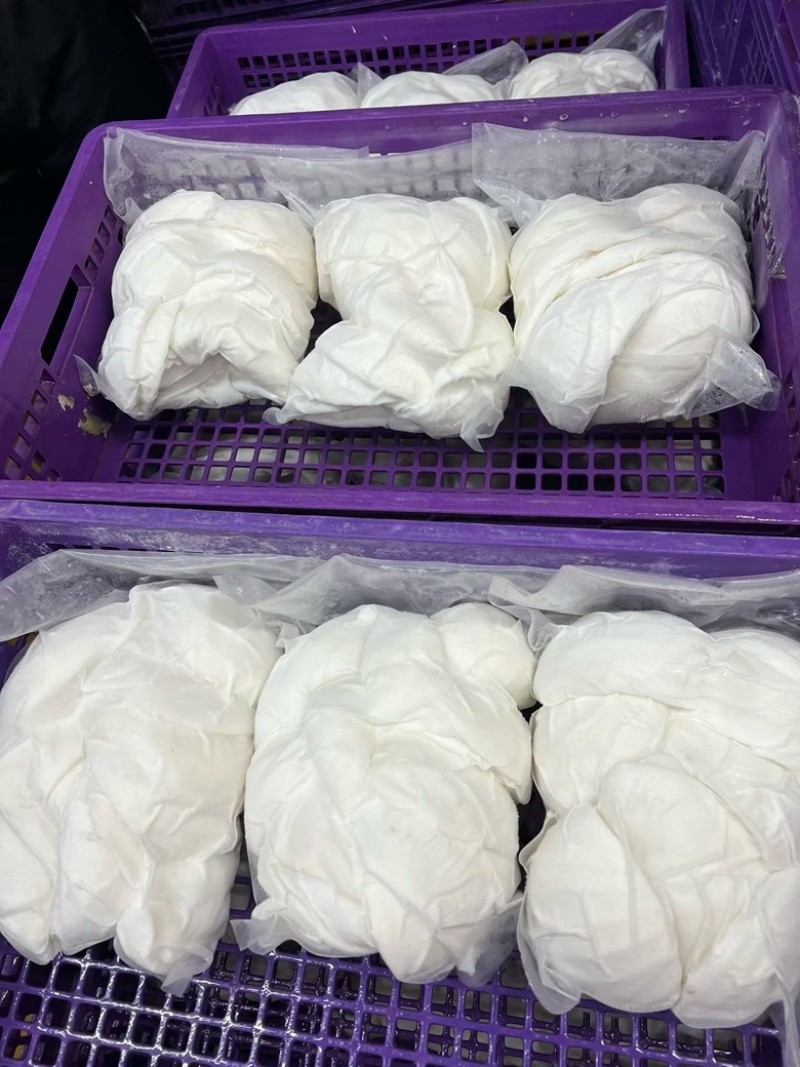 香椰水单倍椰子水源头工厂供应椰水饮料香椰肉冻干原料
