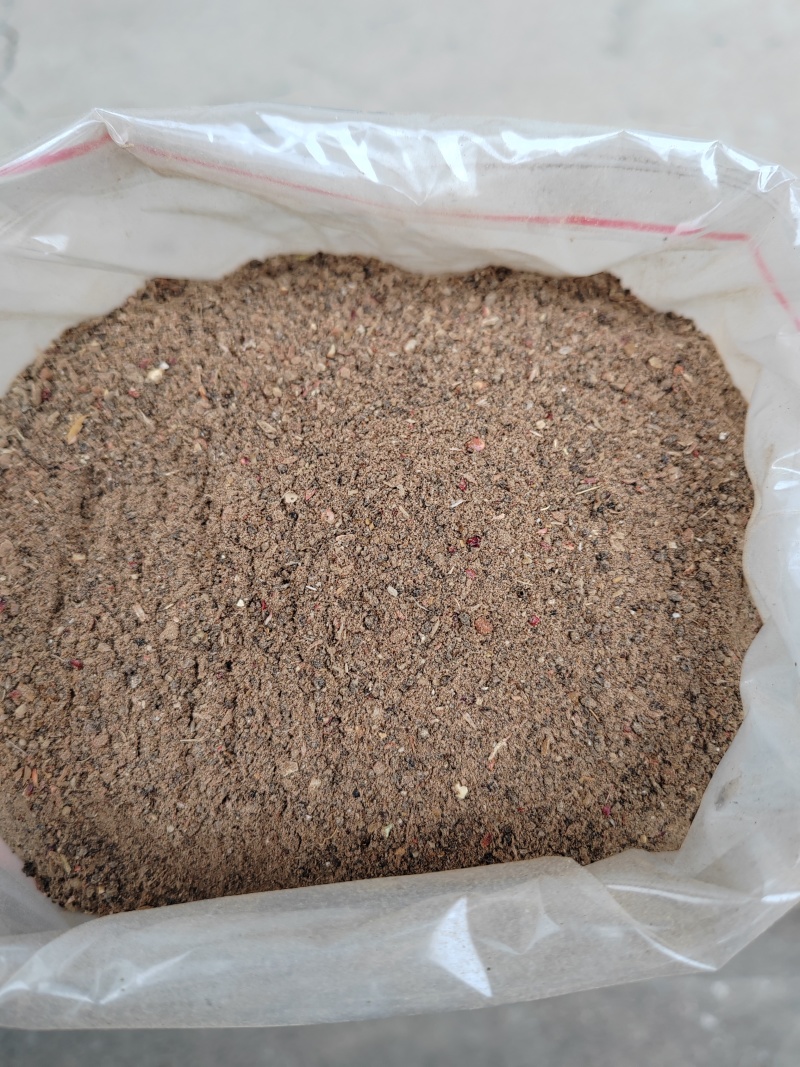烘干餐厨粉饲料高蛋白高脂肪，厂家直销，保证质量！
