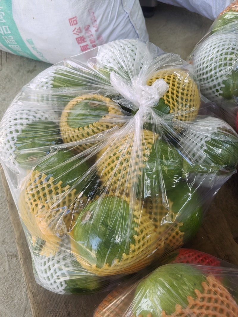 露天吊南瓜自然成熟无泥土产地直发整车批量发货