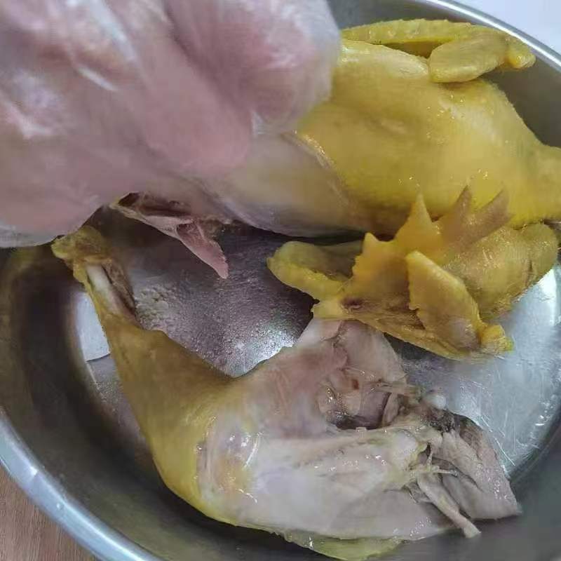 五毛桃咸香鸡大量从优，电商从优，新鲜上市品质保证