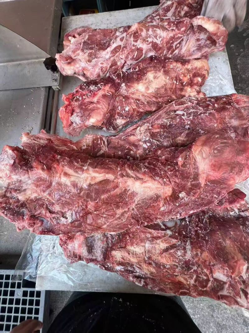 **满肉牛脖骨肉多价格实惠