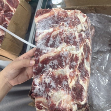 白油牛肩胛骨好煮口感好，奶香奶香的