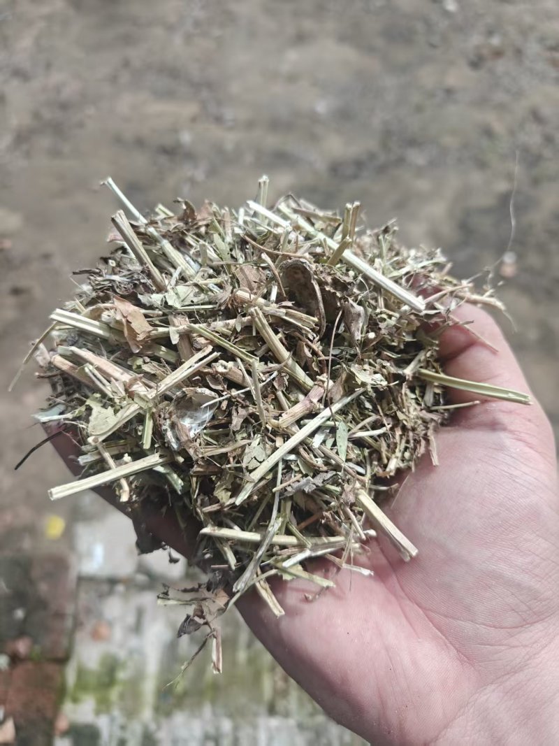 花生秧草