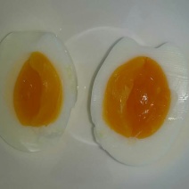 绿壳鸡蛋食用50g以下