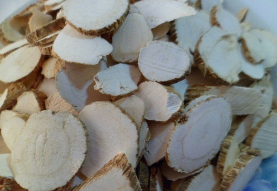 白芷、绿豆、薏仁三种原材料特写