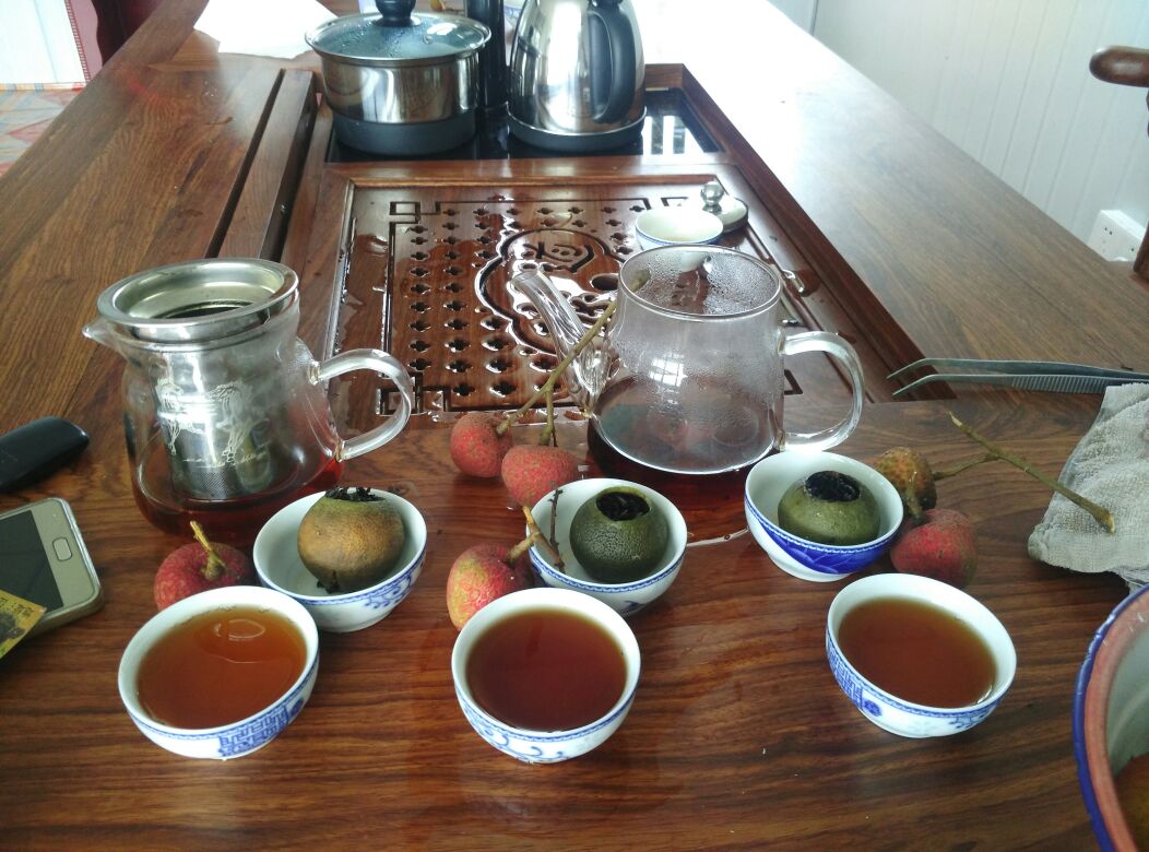 三七陈皮泡茶图