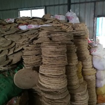 谷糠喂鱼.喂猪糠饼