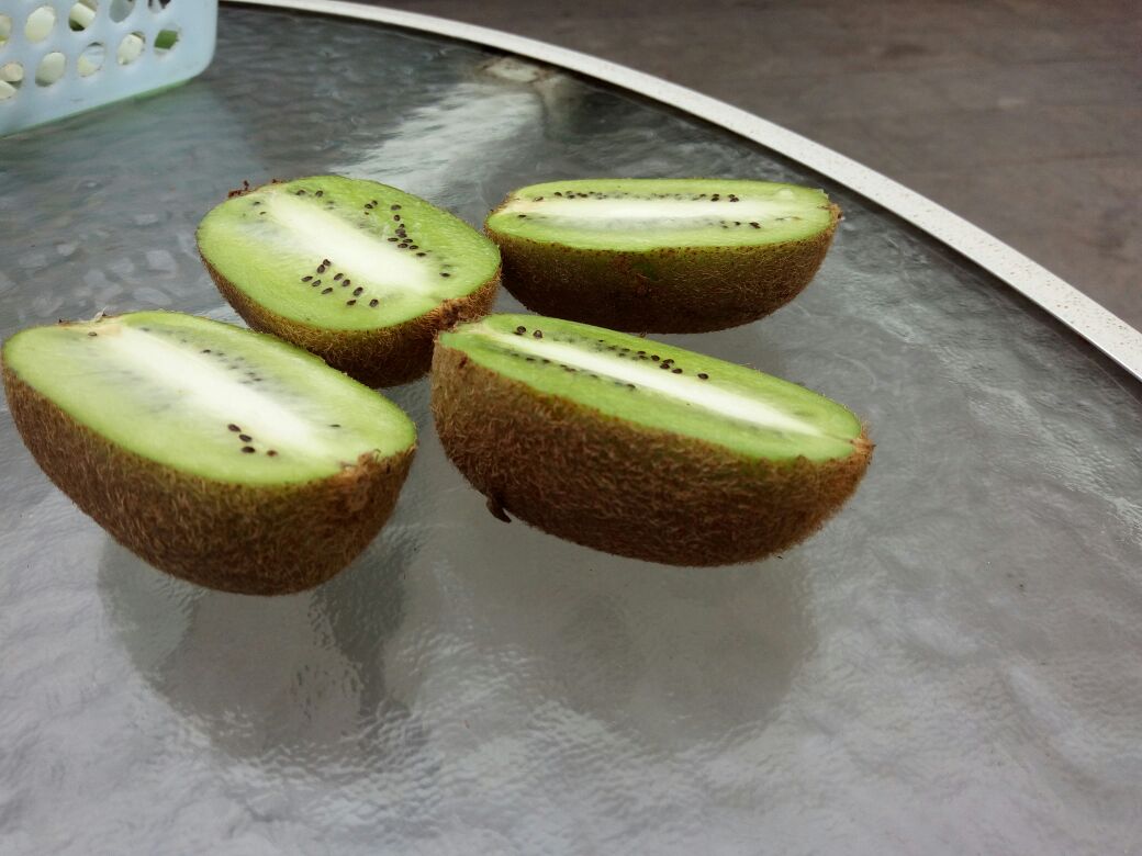 成熟海沃德猕猴桃特写