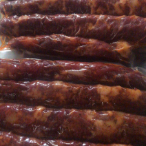 大量出售香肠，腊肉