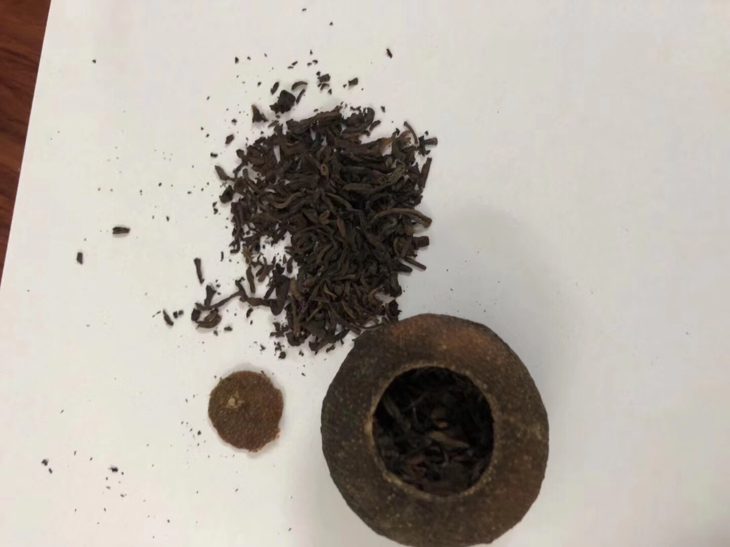 沃柑果皮泡水示意图,展示果皮用于泡茶的健康用法 沃柑果皮泡水示意图