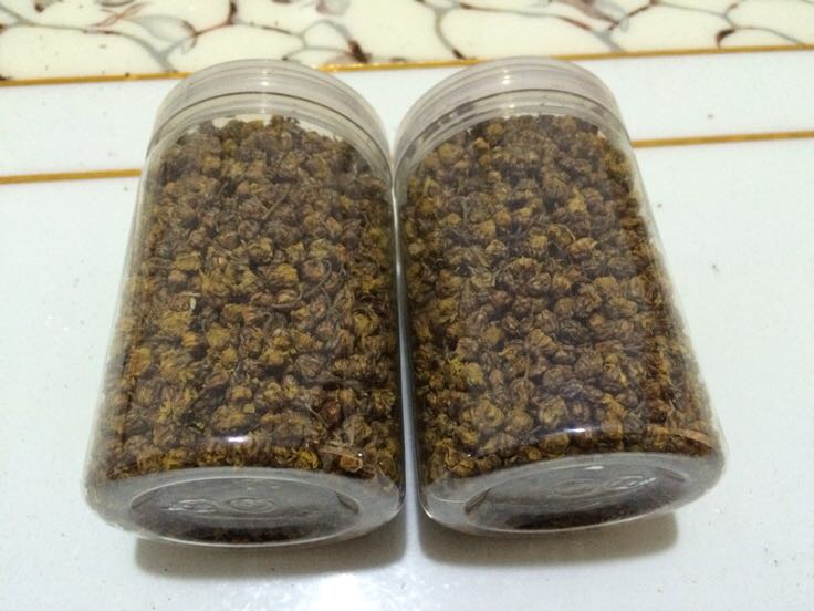 野菊花茶冲泡过程