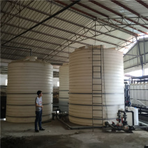 塑料水箱工业塑料储罐化工酸碱储罐灌溉水箱水塔厂家直销