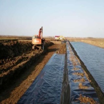 40丝厚防渗膜一亩地多少钱水产养殖膜厂家